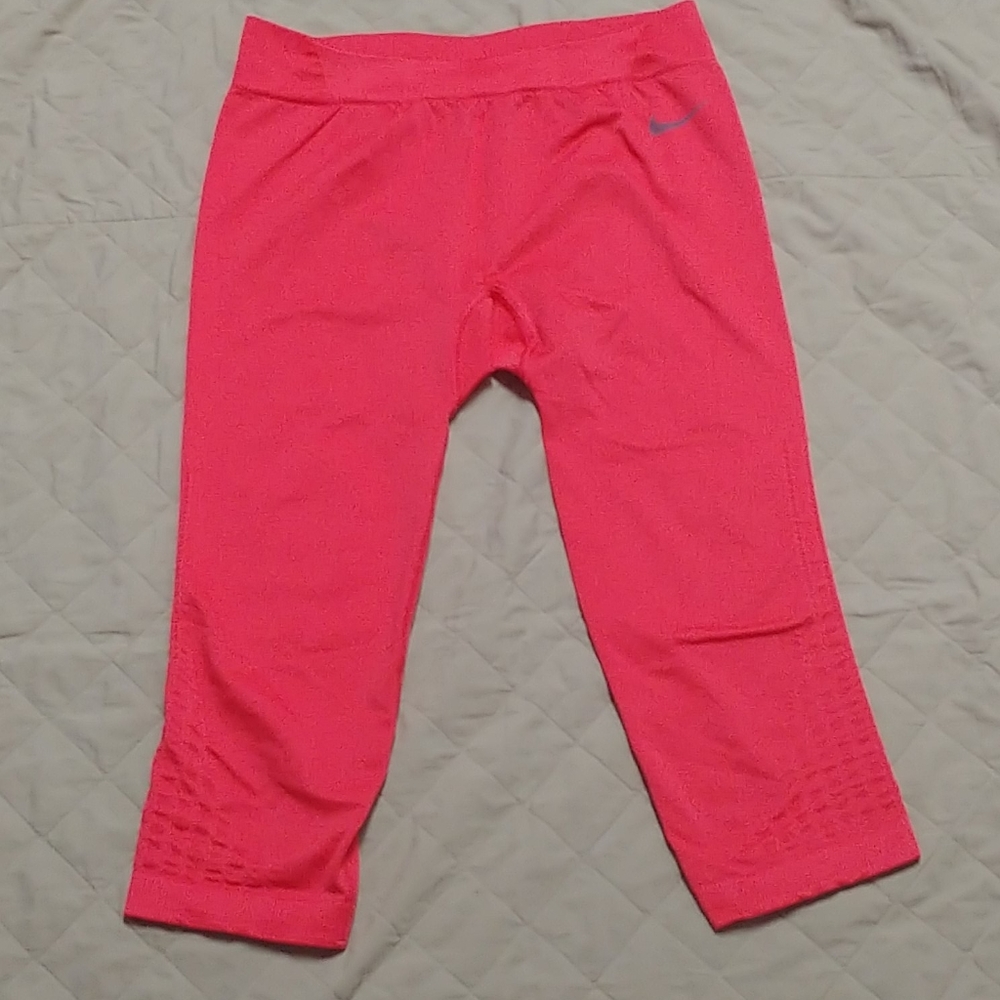 Nike Pro Capri Leggings